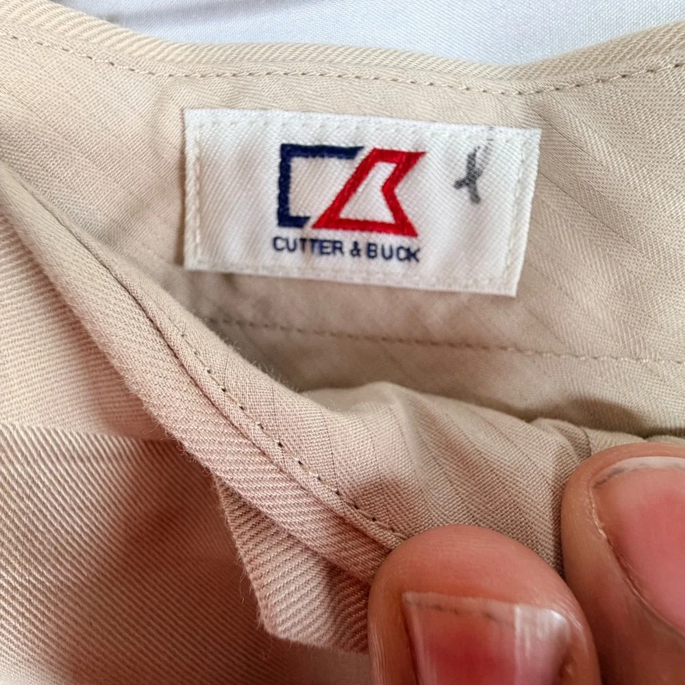 Cutter & Buck Men's Pleated Front Shorts Tan Khaki Size 40 Golf Casual